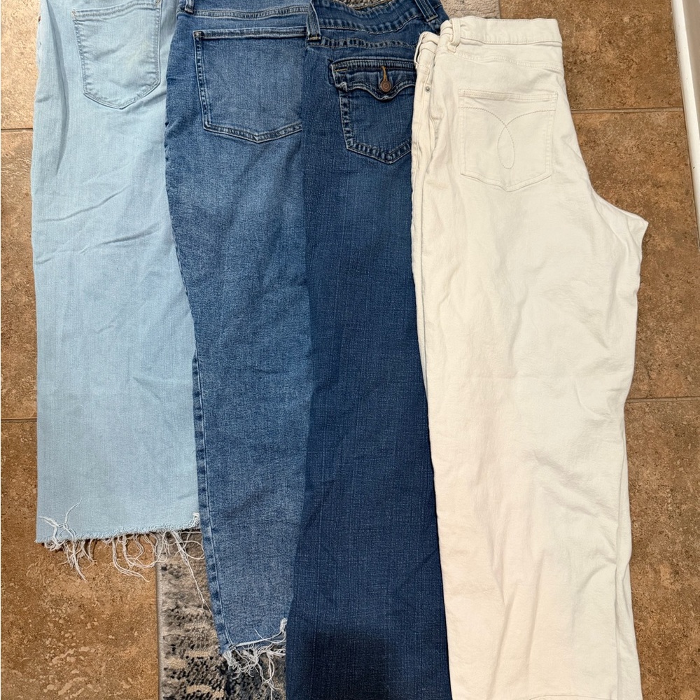 4 jeans size 16 Levi’s Calvin Klein Ana old navy 4x13 no stain good condition